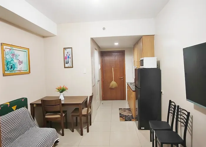Shell Residences Moa Staycation By Jeric Aparthotel *