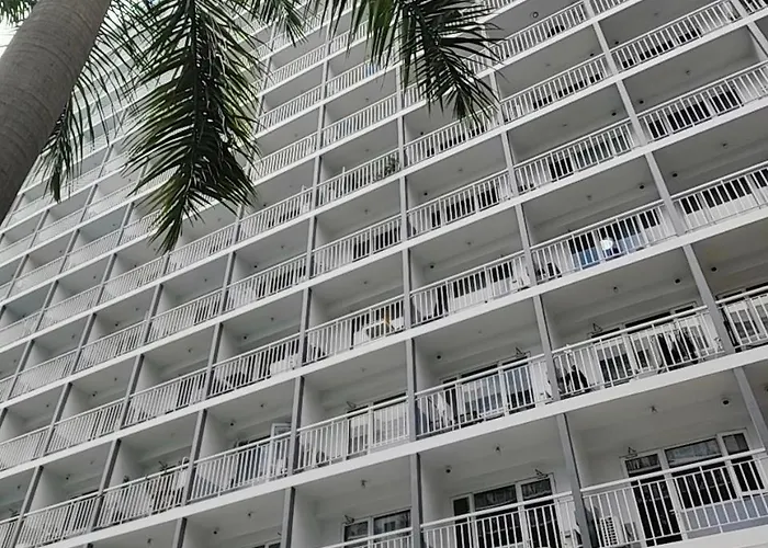 Shell Residences Moa Staycation By Jeric Aparthotel *