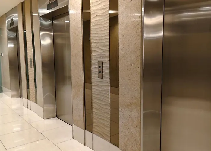 Shell Residences Moa Staycation By Jeric Aparthotel